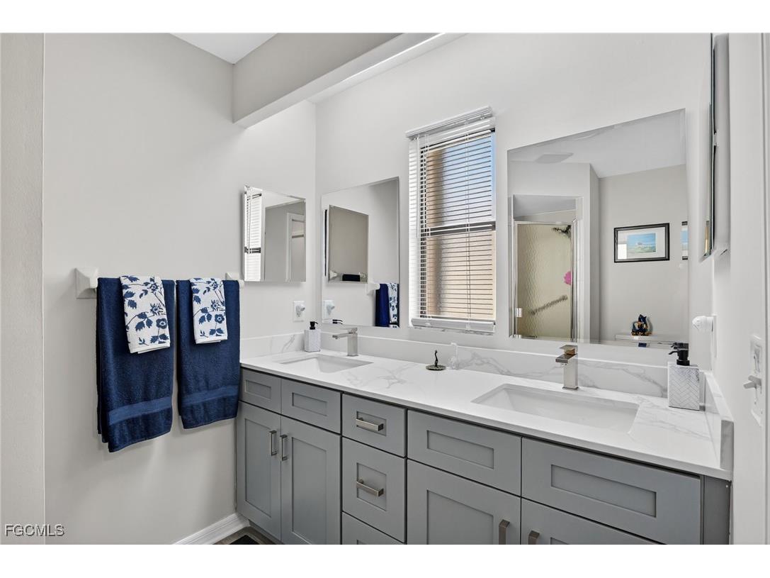 17867 Dracena Circle North Fort Myers FL 33917 2025021698 image14