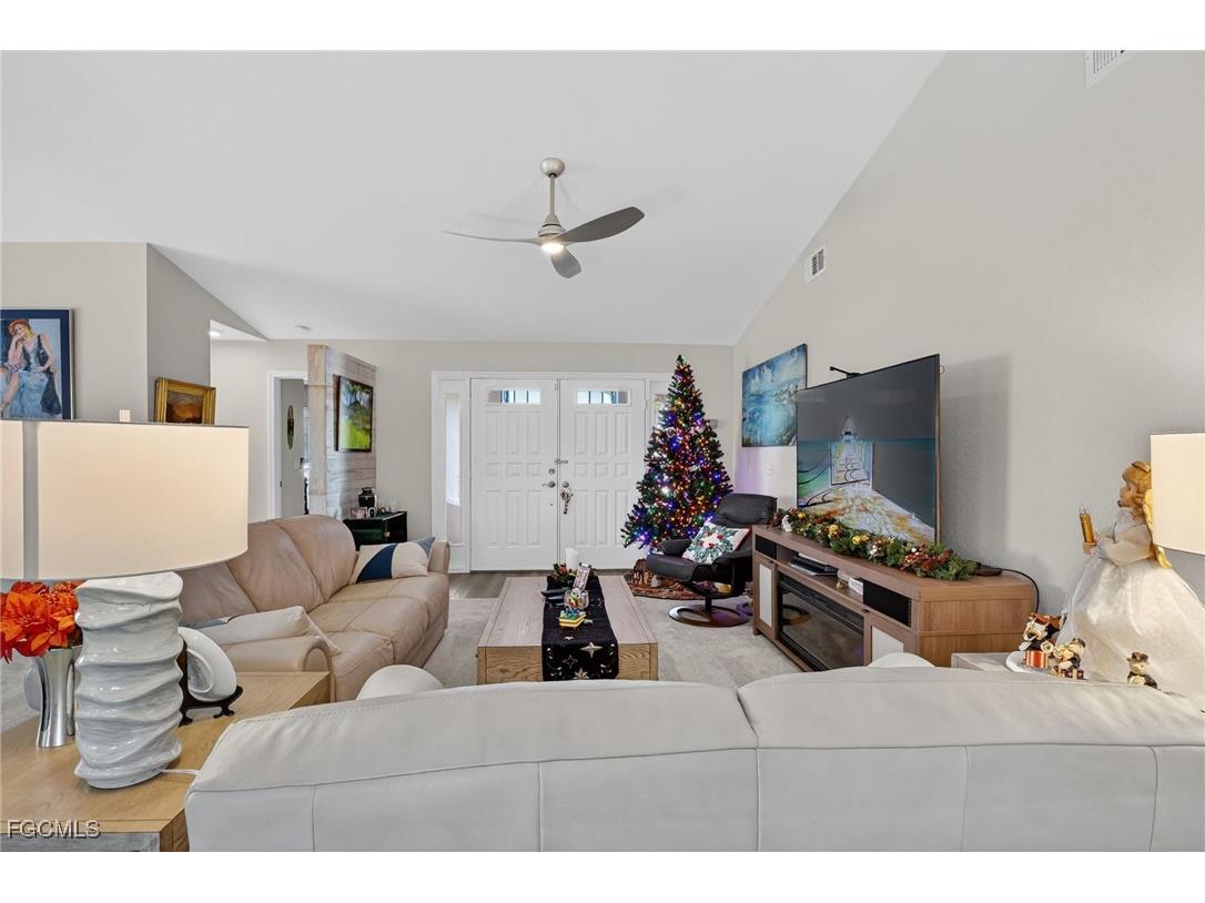 17867 Dracena Circle North Fort Myers FL 33917 2025021698 image4