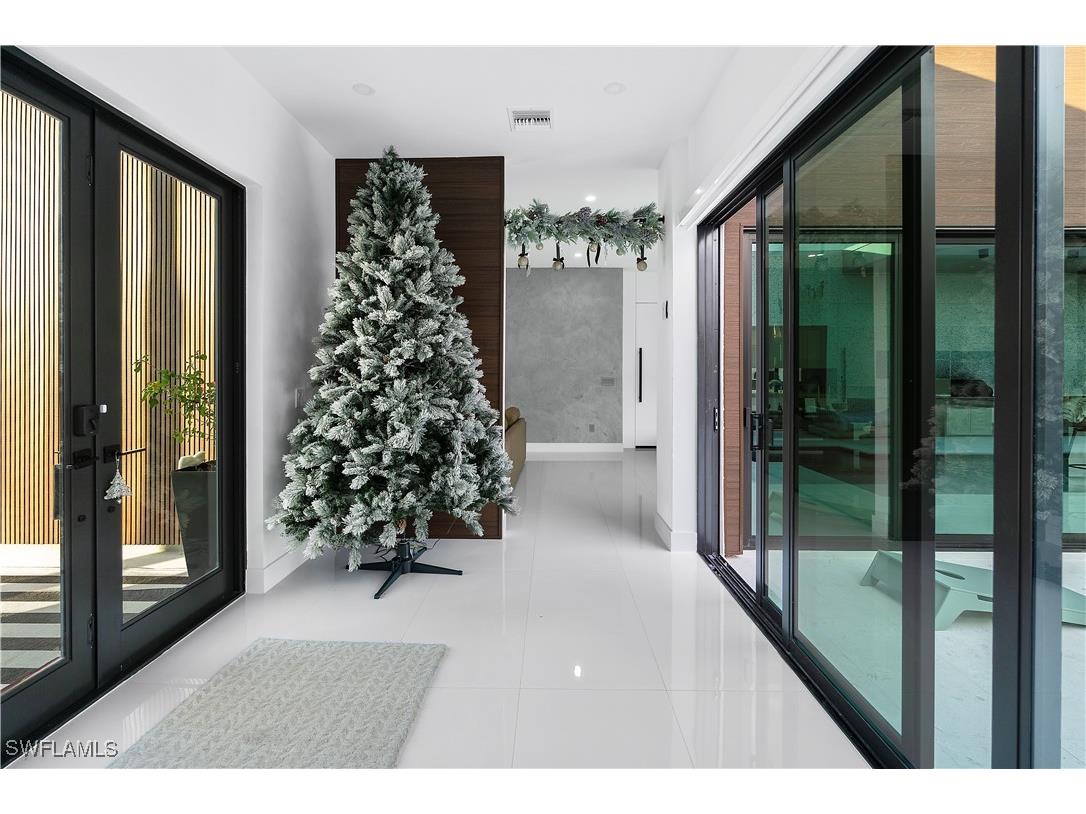 1787 Dogwood Drive Marco Island FL 34145 225081255 image4