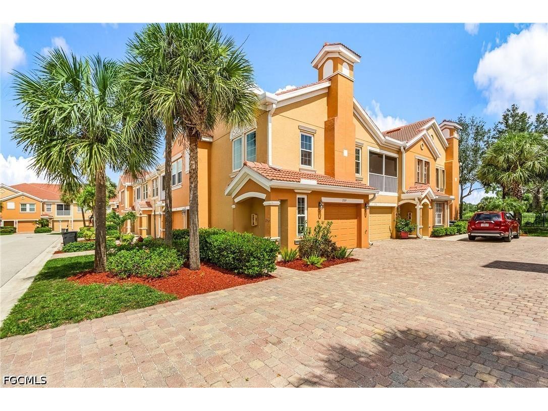 1788 Concordia Lake Circle #2709 Cape Coral FL 33909 2026029155 image1