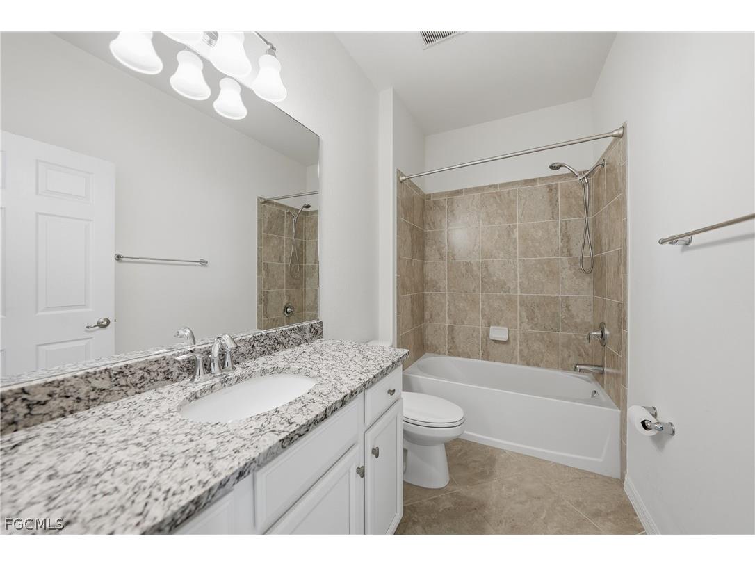 17884 Wayside Bend Punta Gorda FL 33982 2026005600 image25