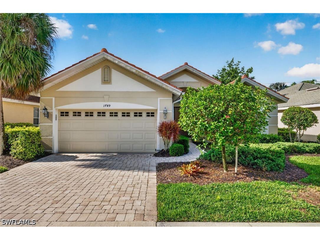 1789 Winding Oaks Way Naples FL 34109 226019261 image2