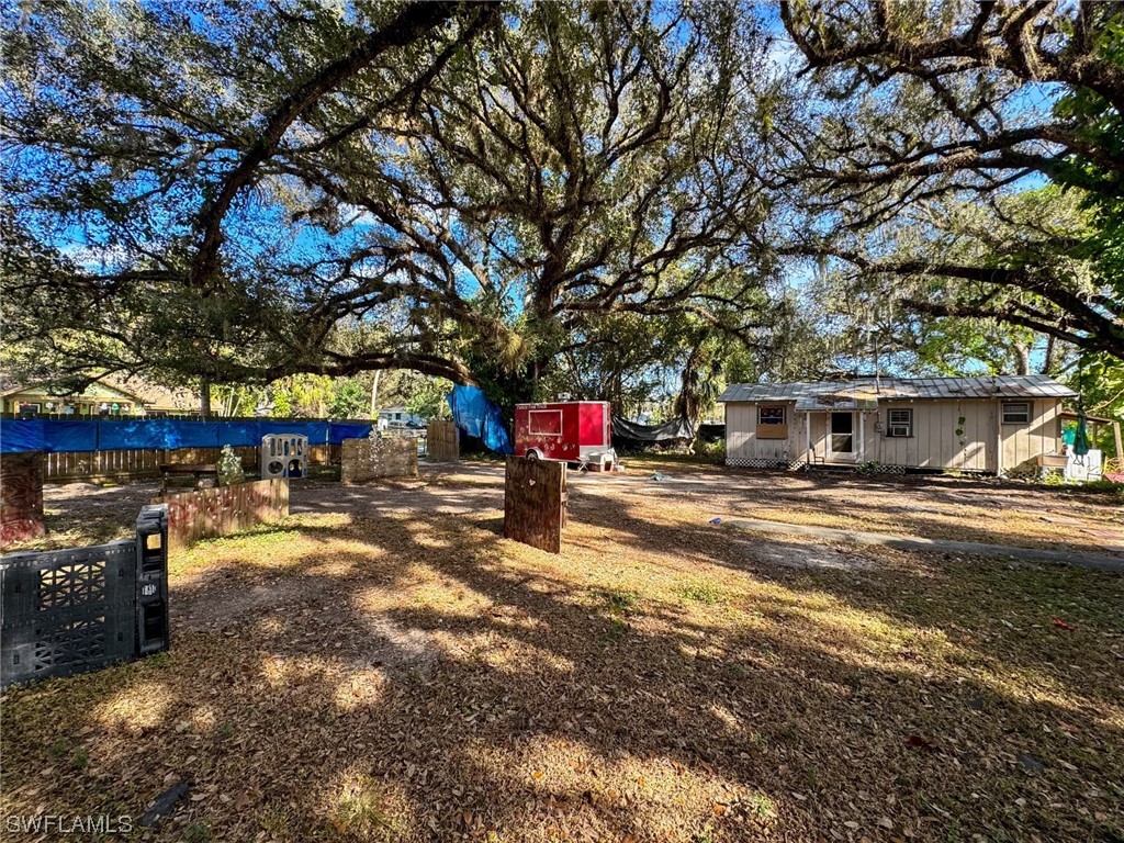 179 E Yeomans Avenue Labelle FL 33935 223091175 image1