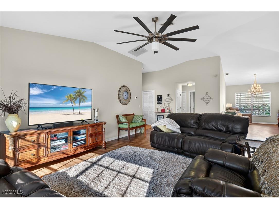 1790 Corona Del Sire Drive North Fort Myers FL 33917 2026004336 image6