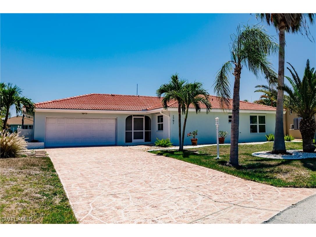 1791 Belle Court Punta Gorda FL 33950 223037827 image1