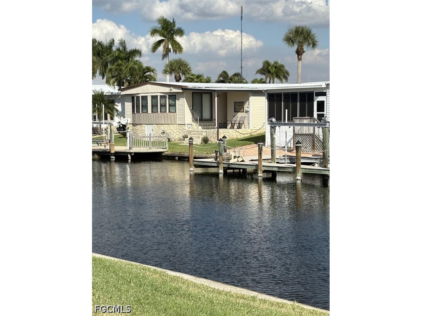 17920 Bryan Court Fort Myers Beach FL 33931 2026024155 image1