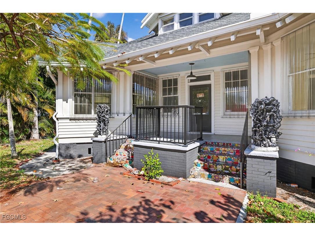 1793 Fowler Street Fort Myers FL 33901 2026006218 image3