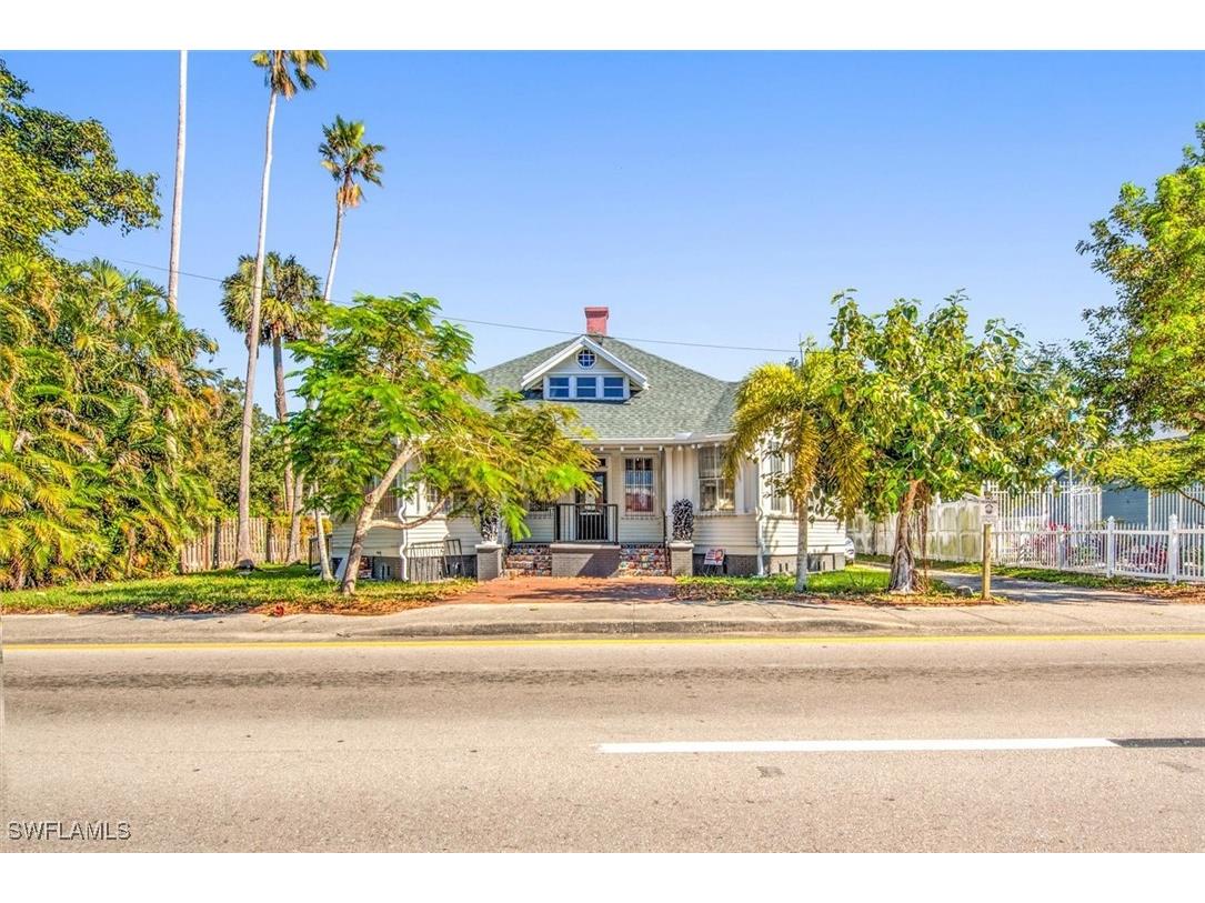 1793 Fowler Street Fort Myers FL 33901 224095990 image1
