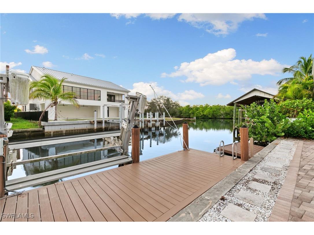 1794 Holiday Lane Naples FL 34104 225082073 image34