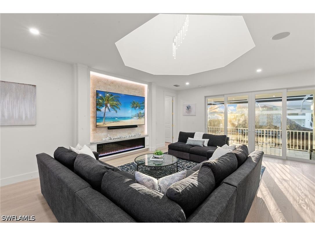 1794 Holiday Lane Naples FL 34104 226025159 image3