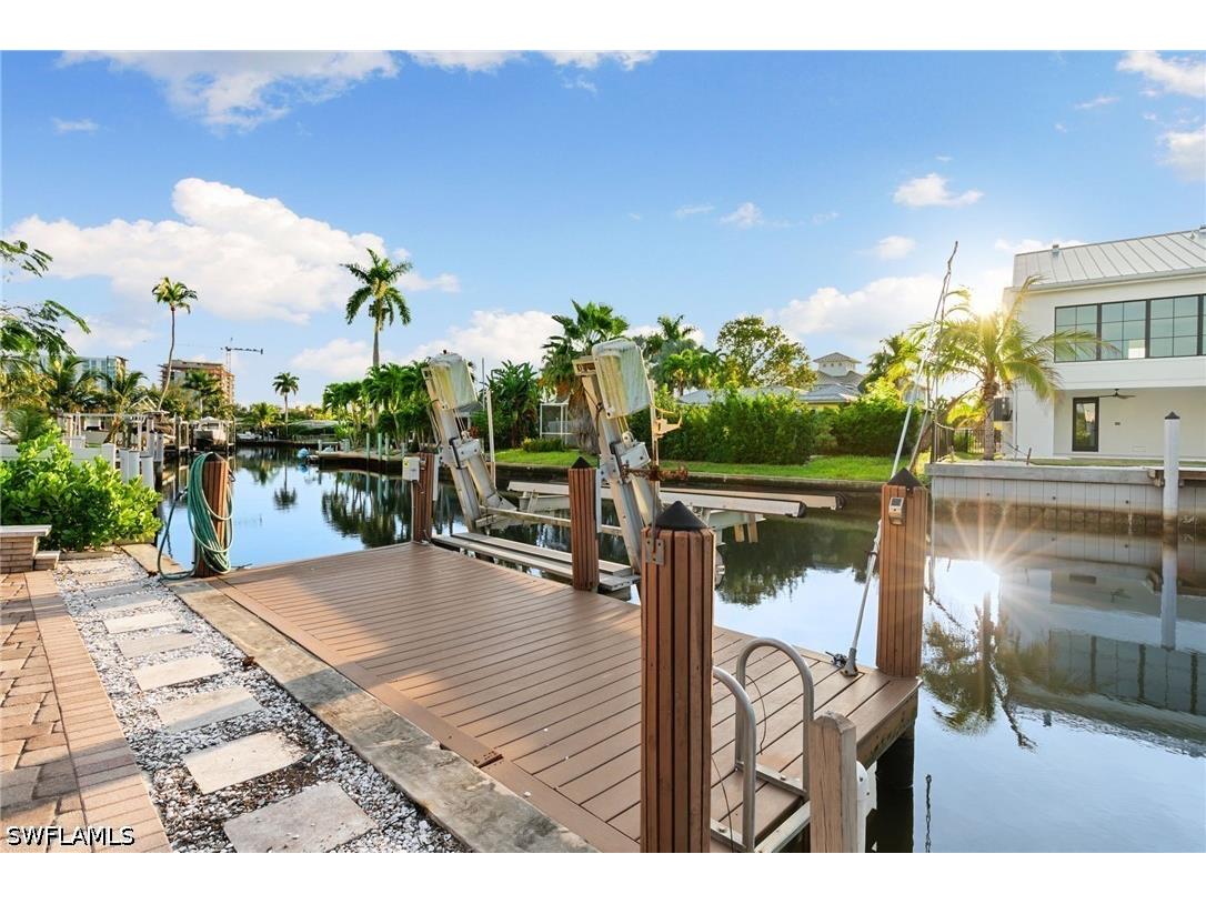 1794 Holiday Lane Naples FL 34104 226025159 image35