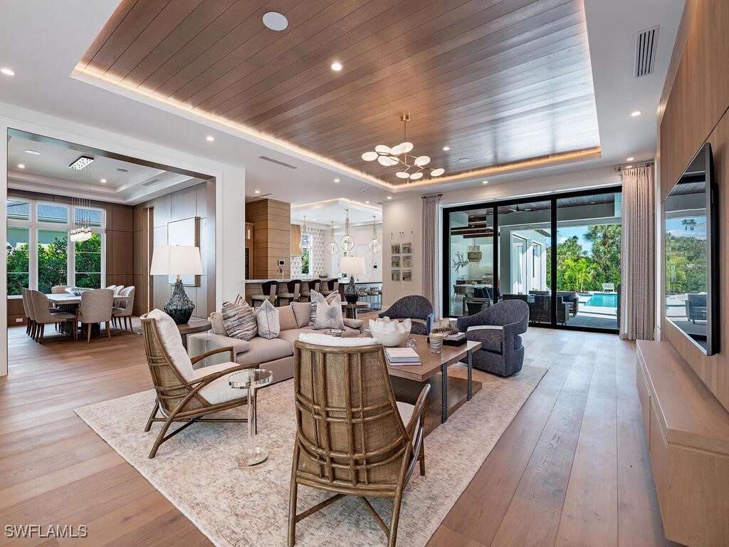 1795 Gordon Drive Naples FL 34102 225074343 image10