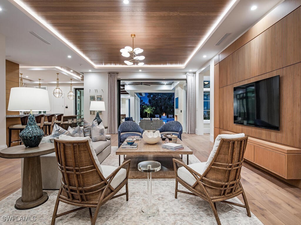 1795 Gordon Drive Naples FL 34102 225074343 image11