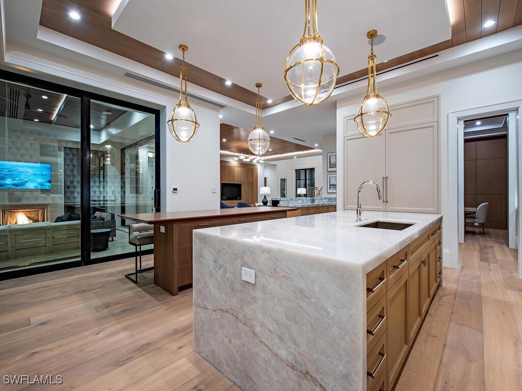 1795 Gordon Drive Naples FL 34102 225074343 image16