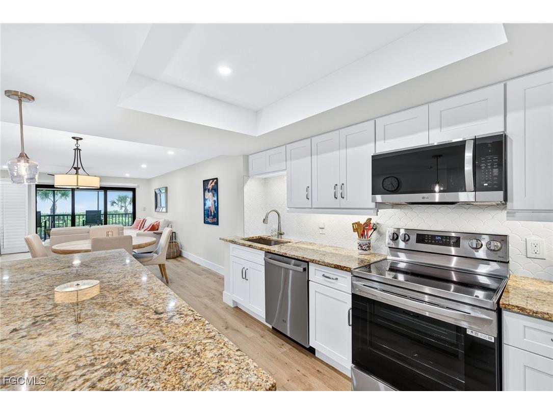 1795 Middle Gulf Drive #C-103 Sanibel FL 33957 2025017392 image18