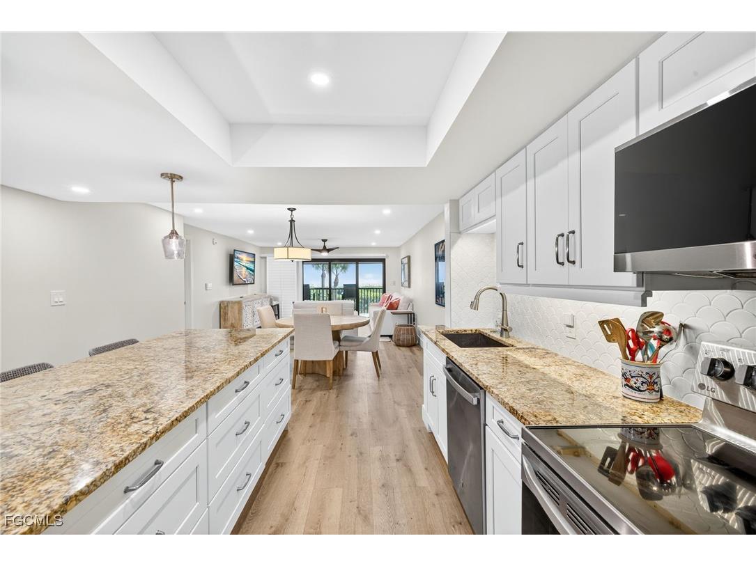 1795 Middle Gulf Drive #C-103 Sanibel FL 33957 2025017392 image19