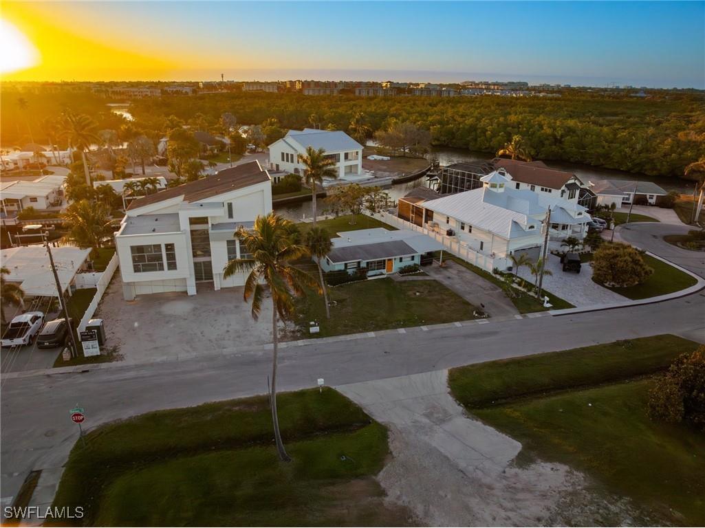 1796 Holiday Lane Naples FL 34104 225012420 image12