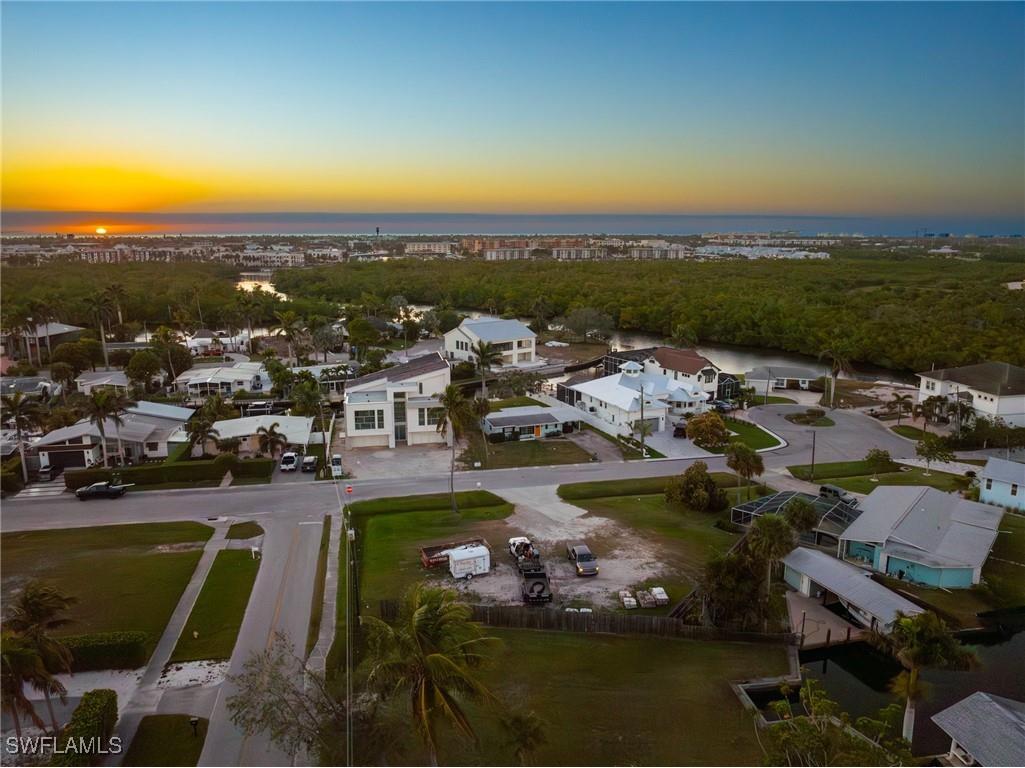 1796 Holiday Lane Naples FL 34104 225012420 image20