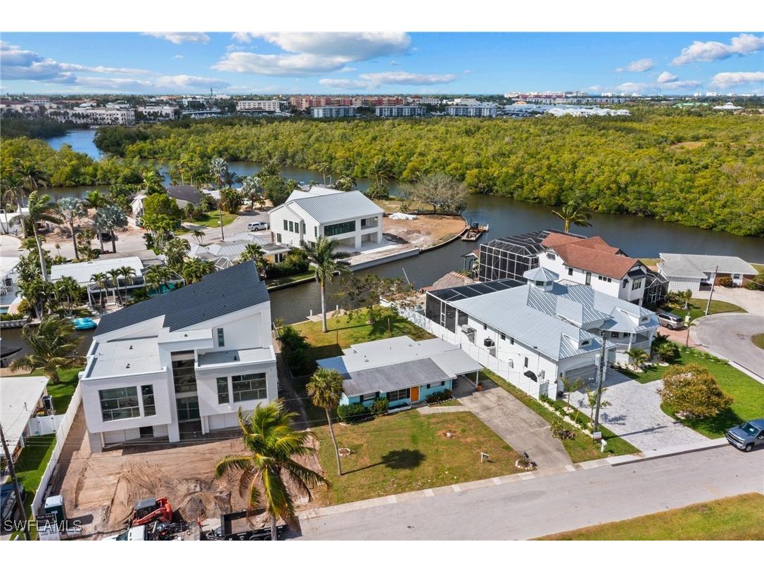 1796 Holiday Lane Naples FL 34104 225012420 image22