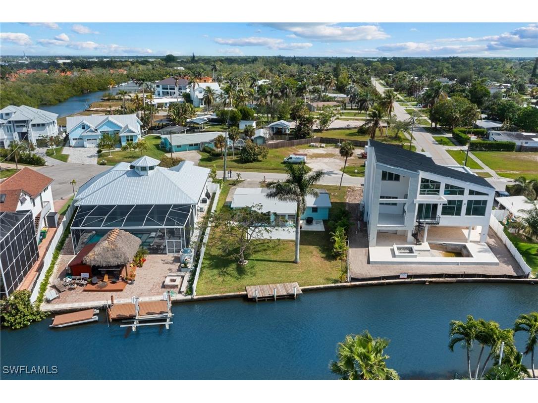 1796 Holiday Lane Naples FL 34104 225012420 image25