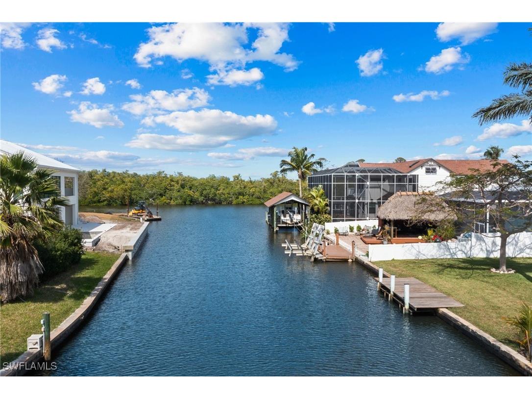 1796 Holiday Lane Naples FL 34104 225012420 image26