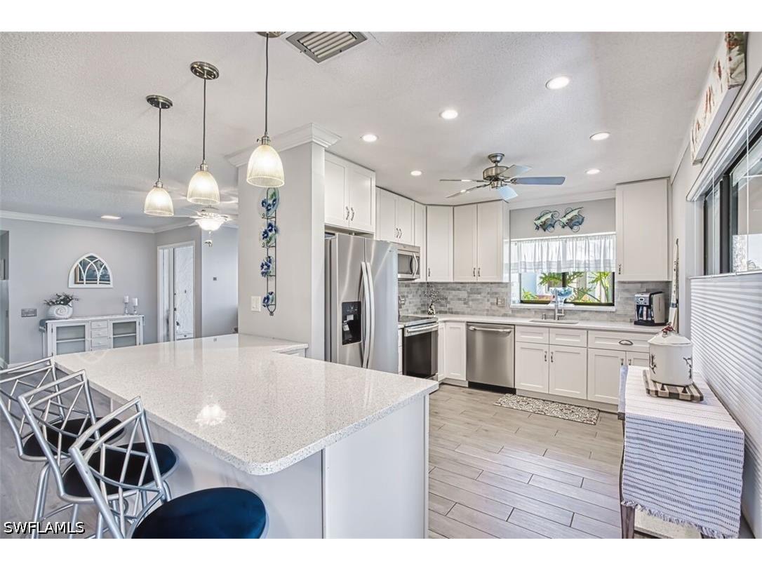 1796 Pine Glade Circle Fort Myers FL 33907 226015983 image2