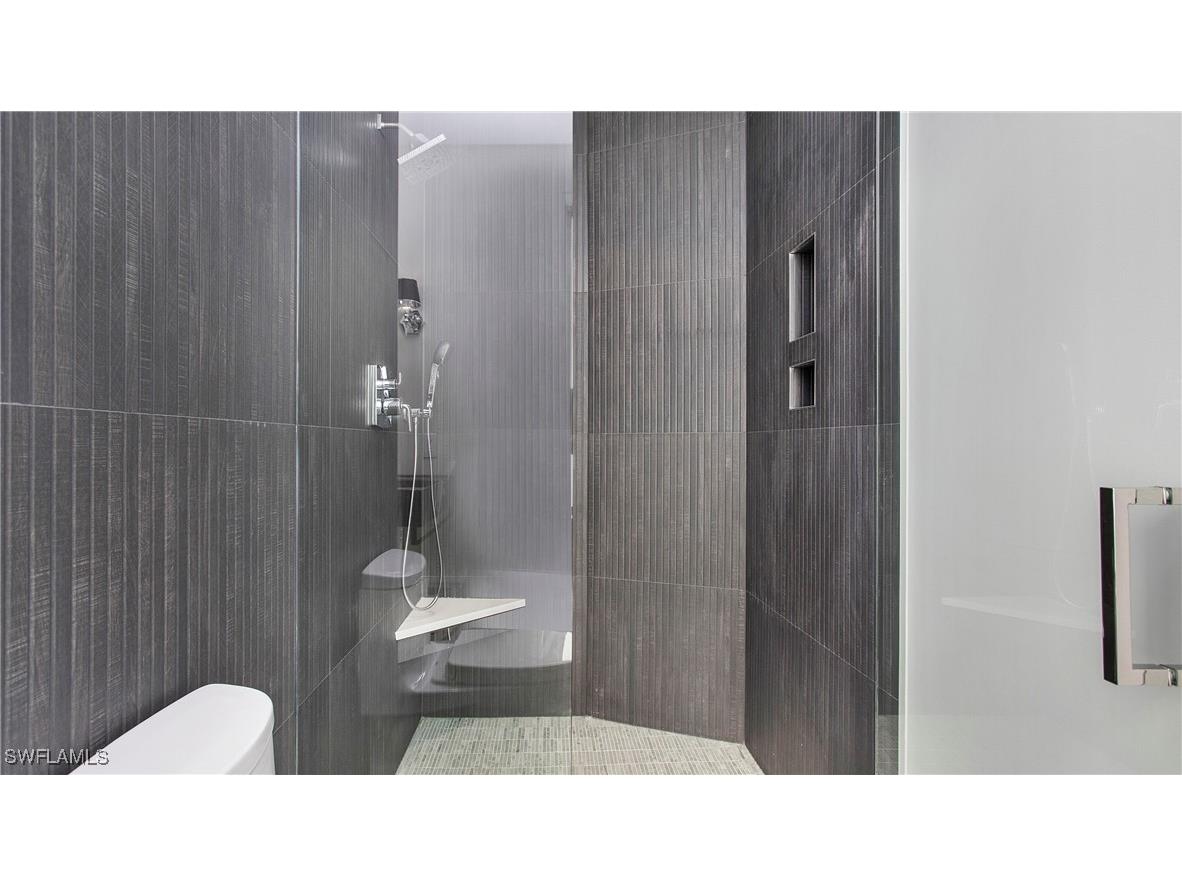 1798 Holiday Lane Naples FL 34104 225004047 image24