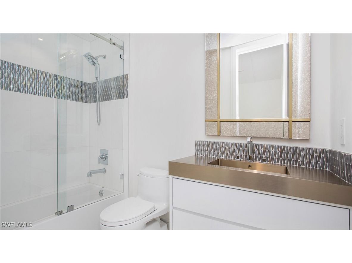 1798 Holiday Lane Naples FL 34104 225004047 image26