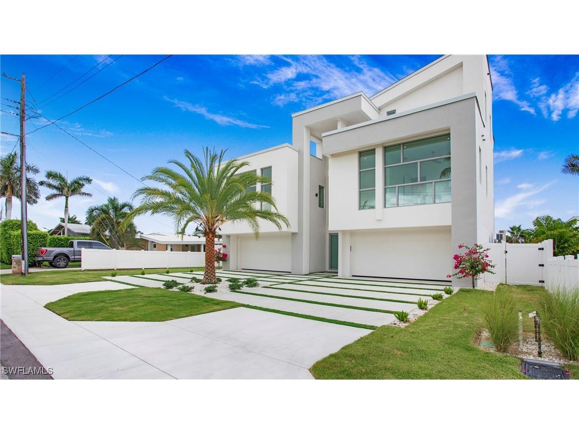 1798 Holiday Lane Naples FL 34104 225004047 image3