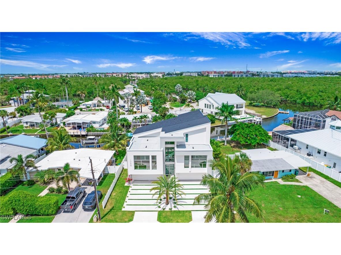 1798 Holiday Lane Naples FL 34104 225004047 image40