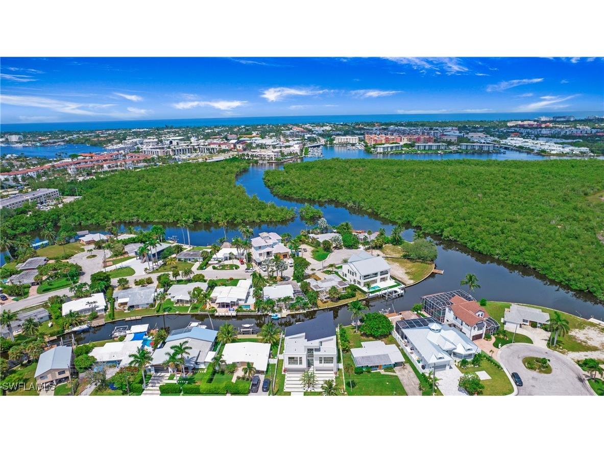 1798 Holiday Lane Naples FL 34104 225004047 image41