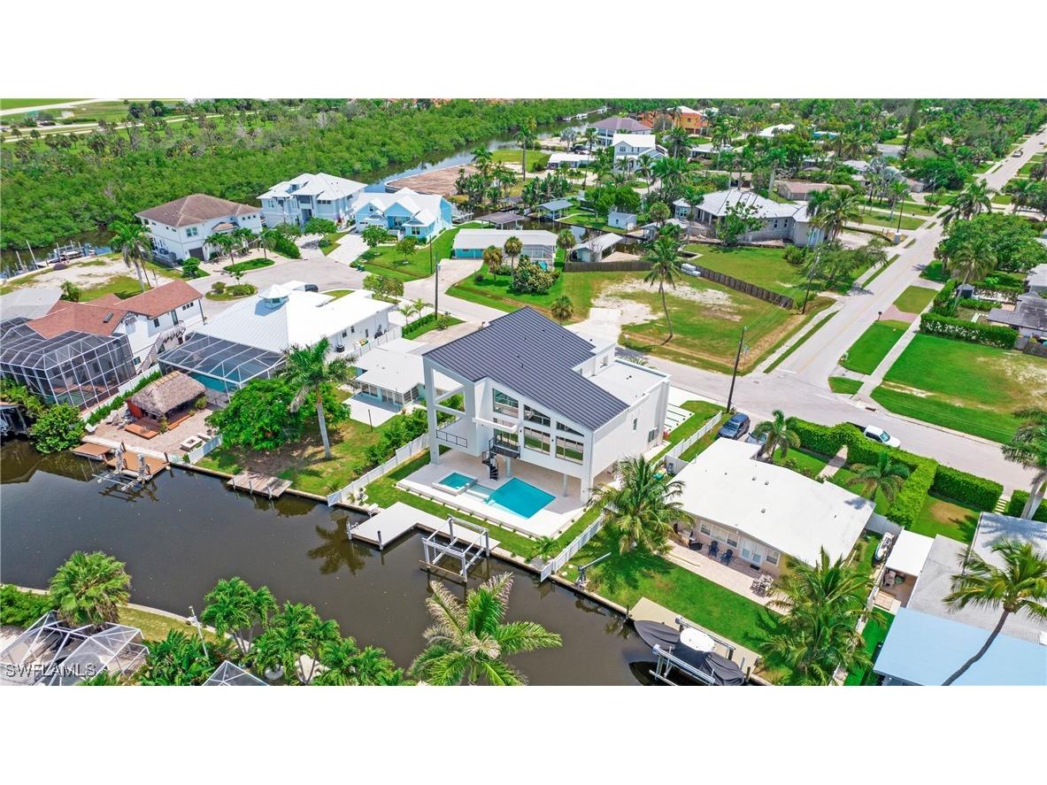 1798 Holiday Lane Naples FL 34104 225004047 image44