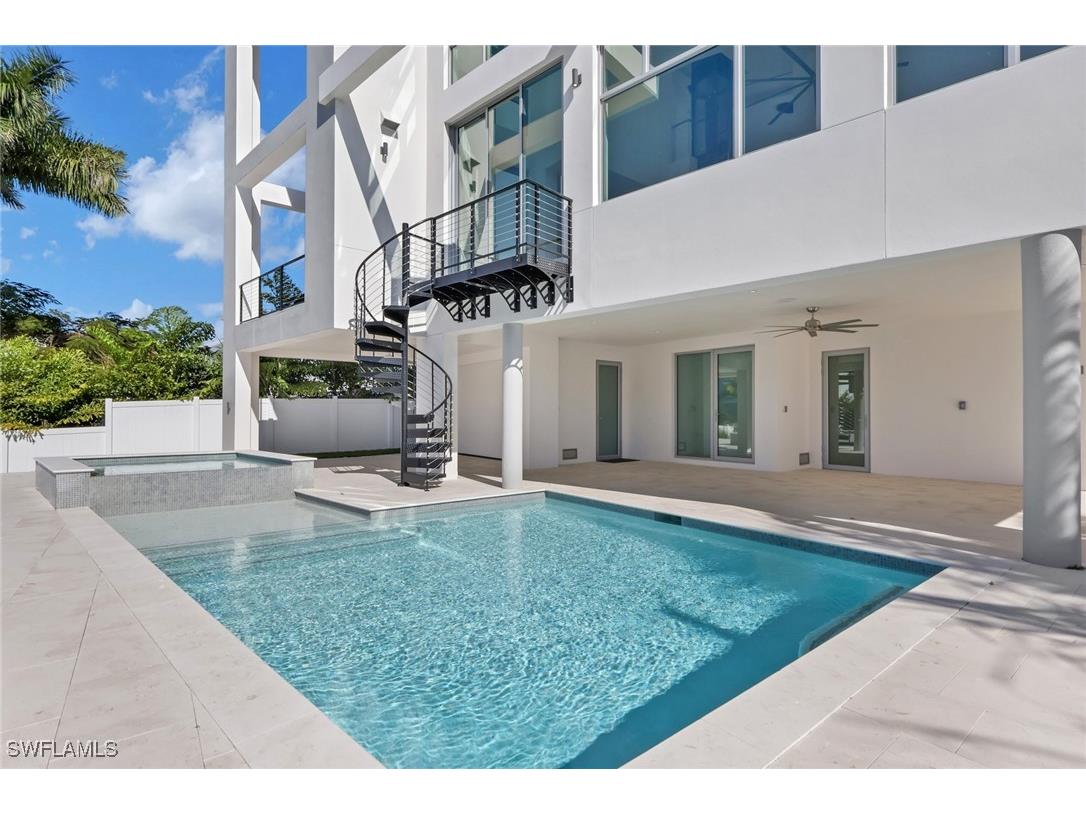 1798 Holiday Lane Naples FL 34104 226002946 image23