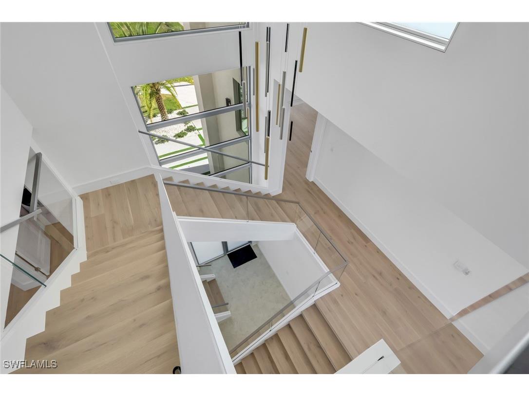 1798 Holiday Lane Naples FL 34104 226002946 image3