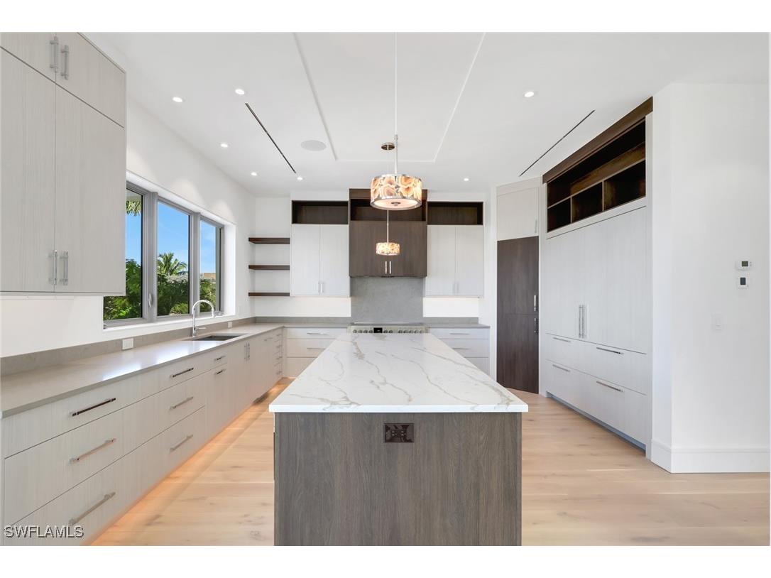 1798 Holiday Lane Naples FL 34104 226002946 image7