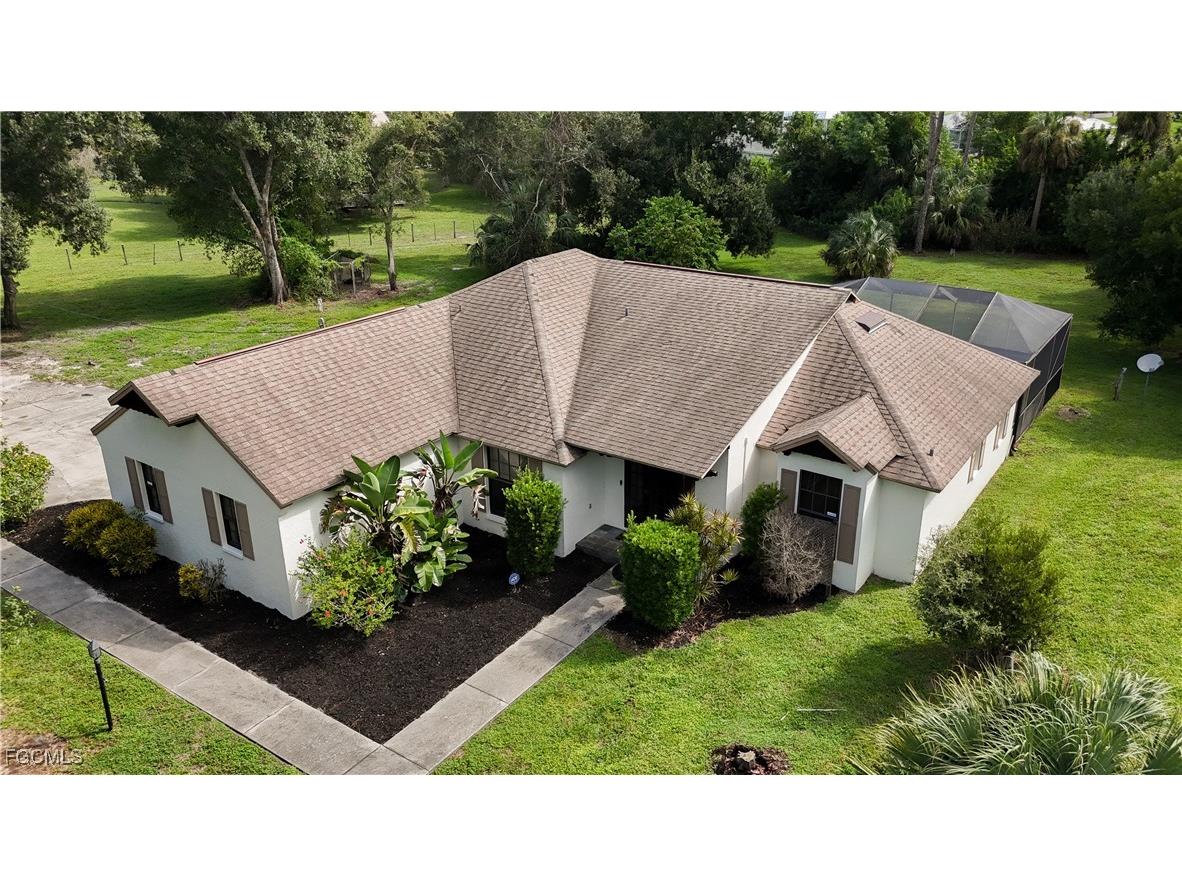 17990 Leetana Road North Fort Myers FL 33917 2025007979 image1