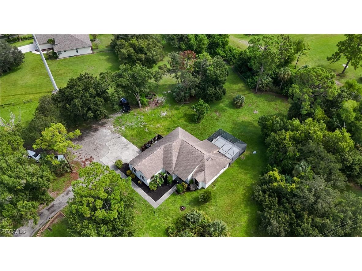 17990 Leetana Road North Fort Myers FL 33917 2025007979 image2