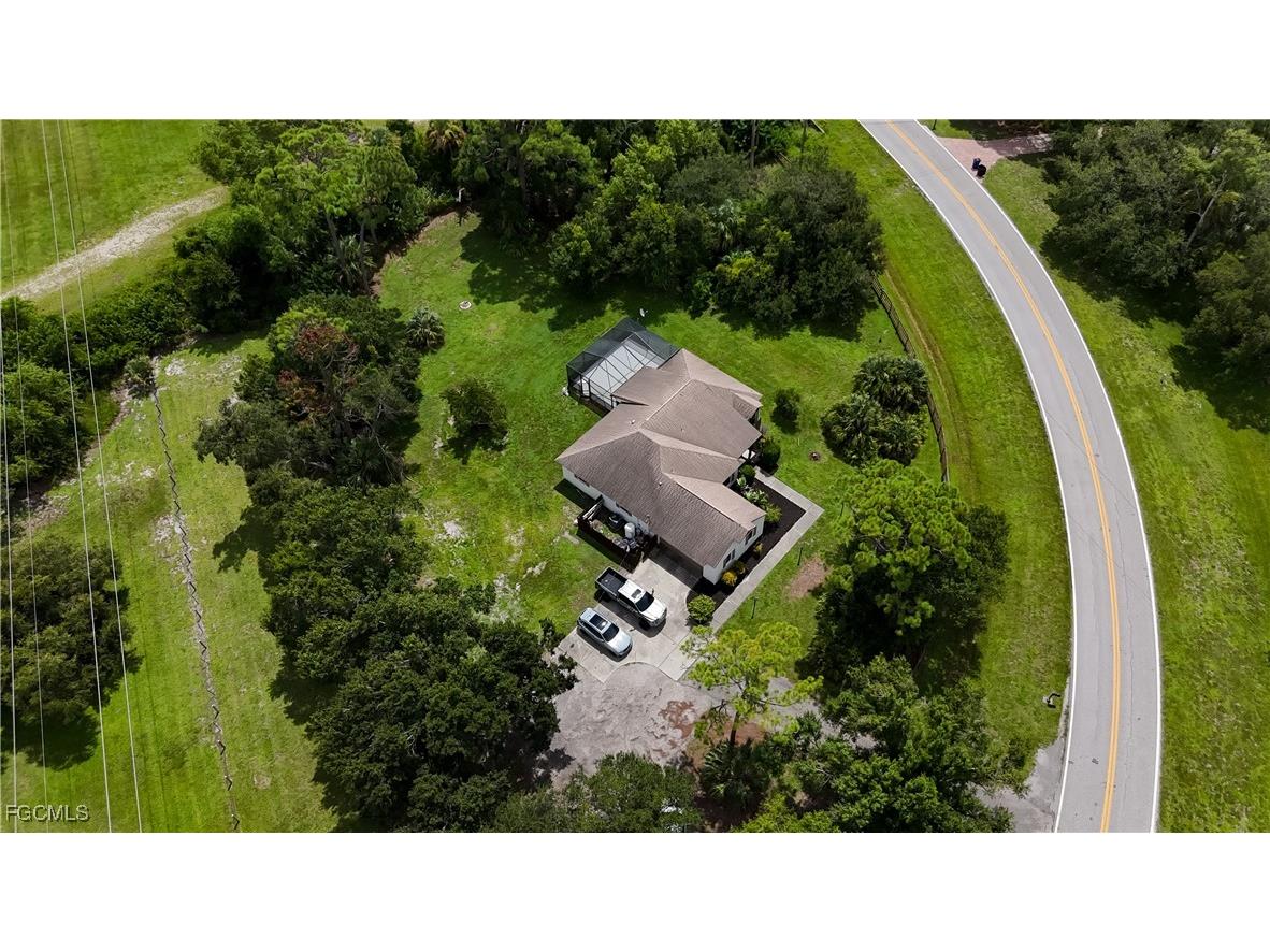 17990 Leetana Road North Fort Myers FL 33917 2025007979 image5
