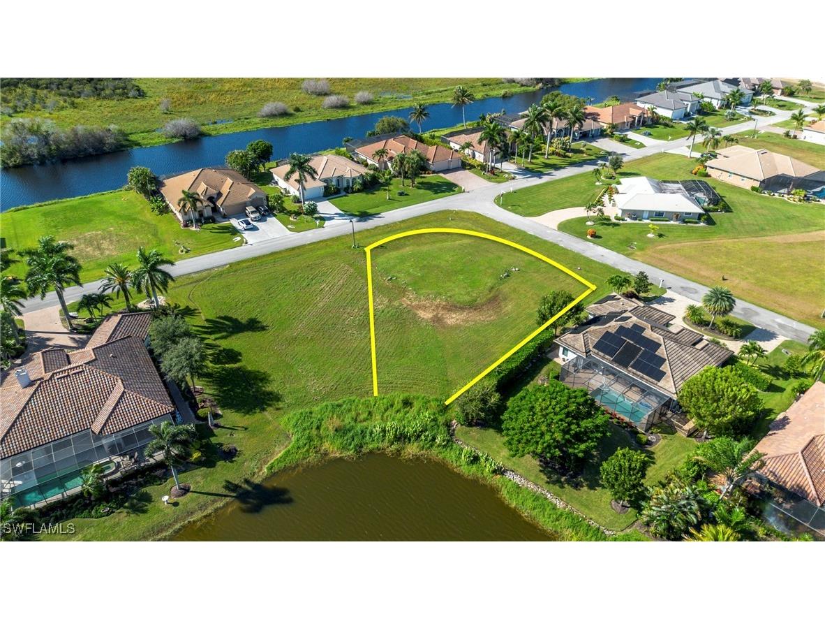 17994 Bluewater Drive Naples FL 34114 225075029 image7