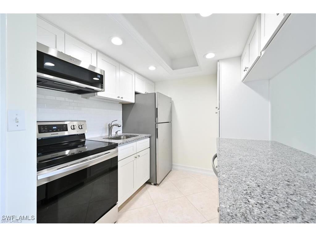 18 Bob O Link Court #18B Naples FL 34105 224104755 image4