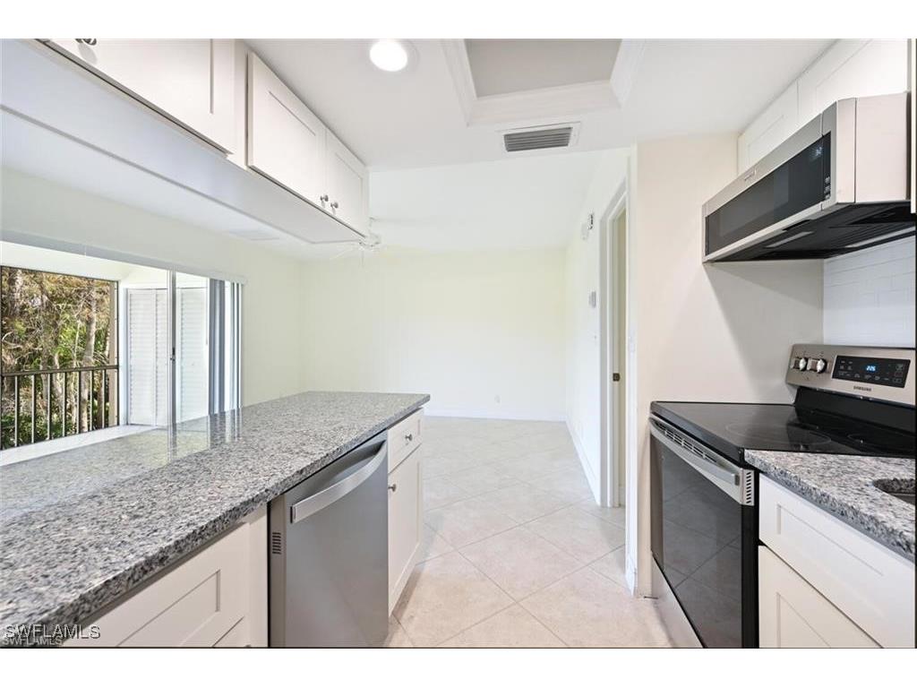 18 Bob O Link Court #18B Naples FL 34105 224104755 image5