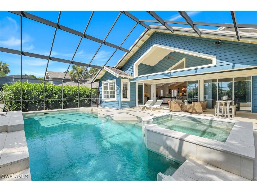 18 Golf Cottage Drive Naples FL 34105 225063779 image1