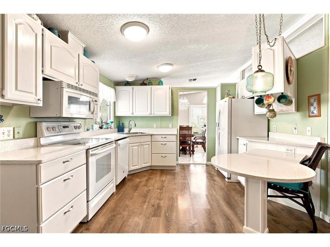 18 Grosbeak Lane #18 Naples FL 34114 2026030474 image17