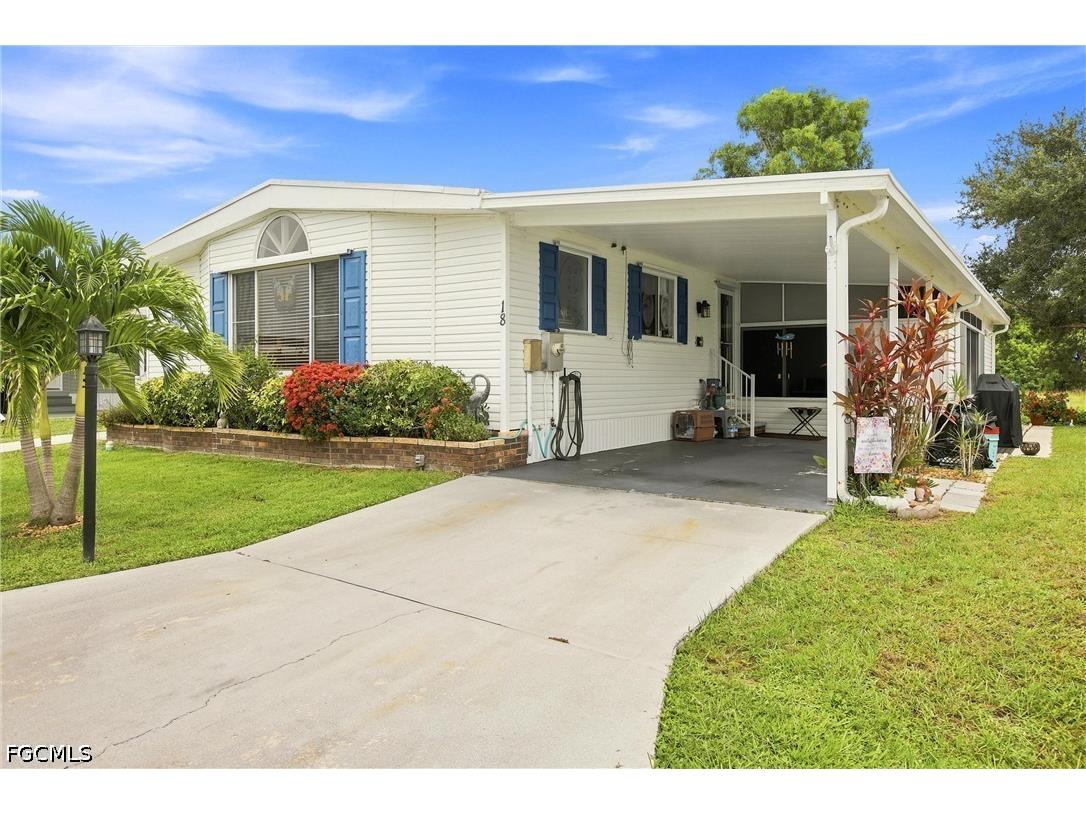 18 Grosbeak Lane #18 Naples FL 34114 2026030474 image2