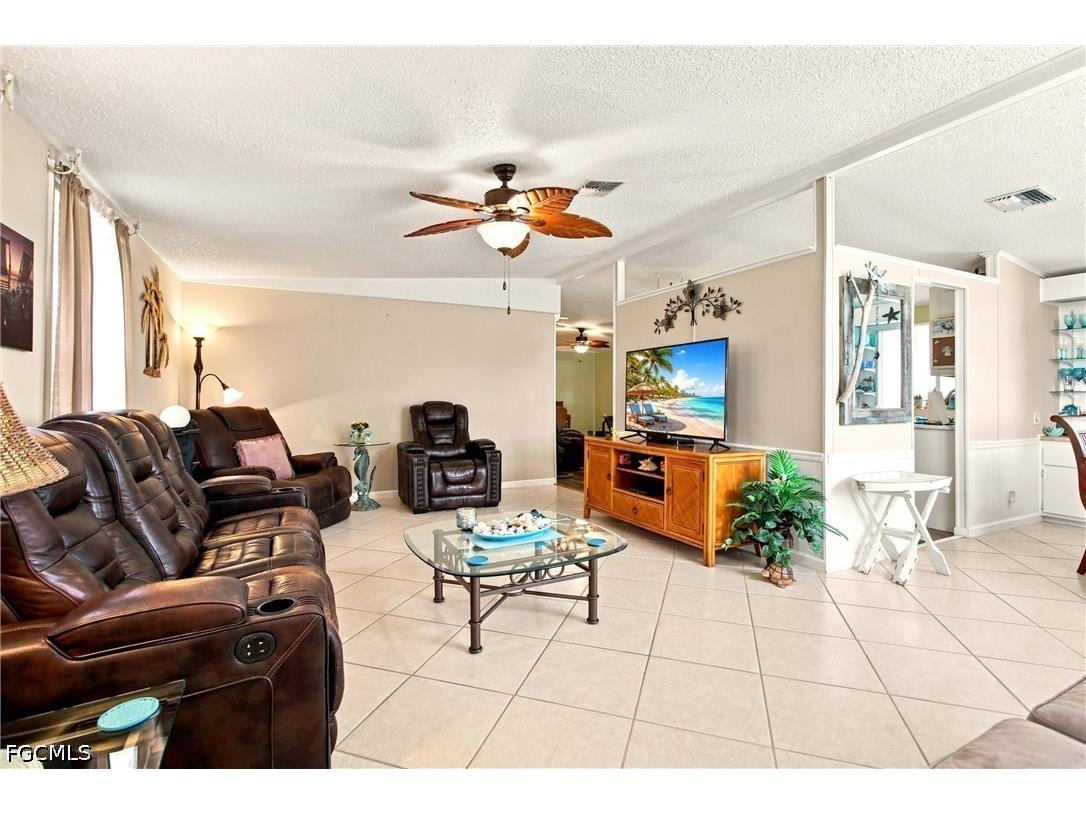 18 Grosbeak Lane #18 Naples FL 34114 2026030474 image8