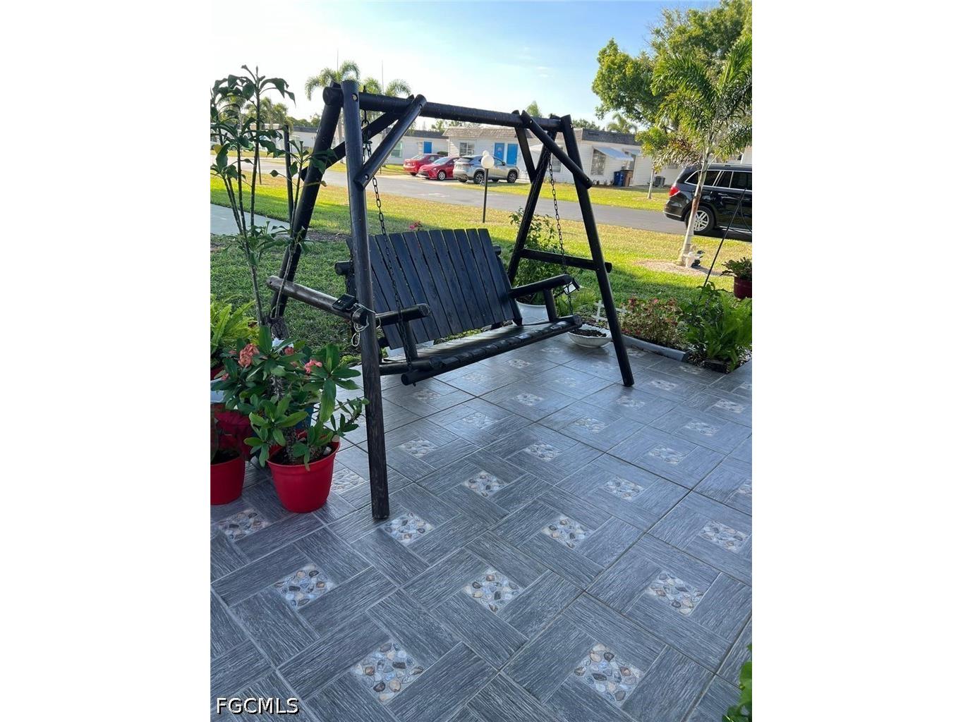 18 Hamlin Court Lehigh Acres FL 33936 2026016366 image7