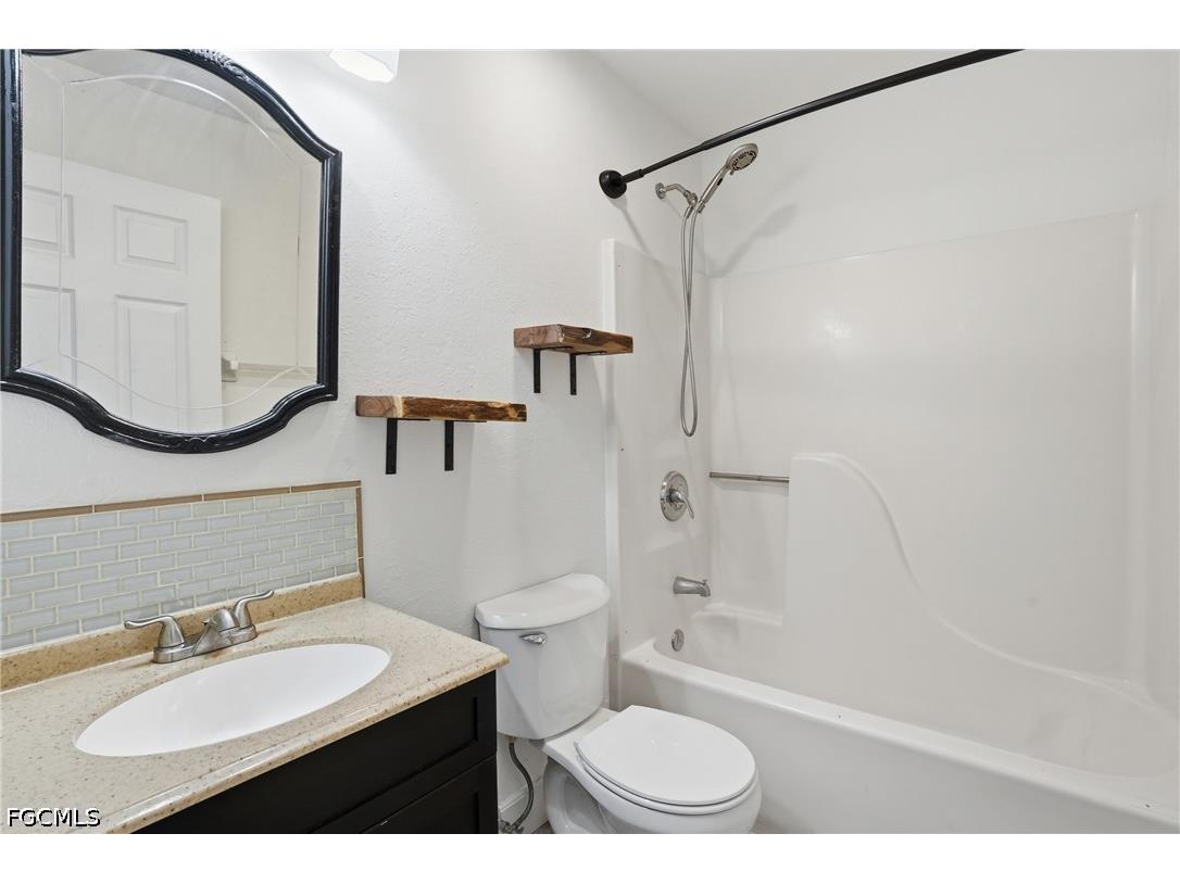 18 NW 26th Terrace Cape Coral FL 33993 2026022312 image22