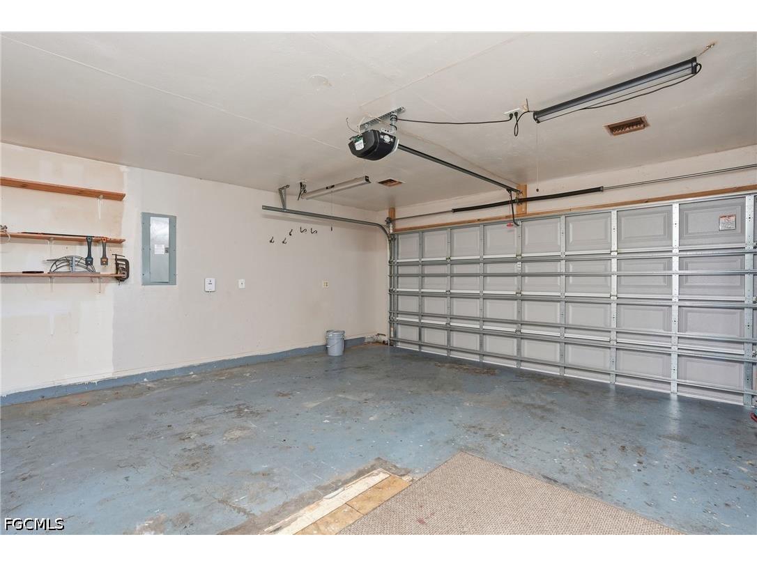 18 NW 26th Terrace Cape Coral FL 33993 2026022312 image26