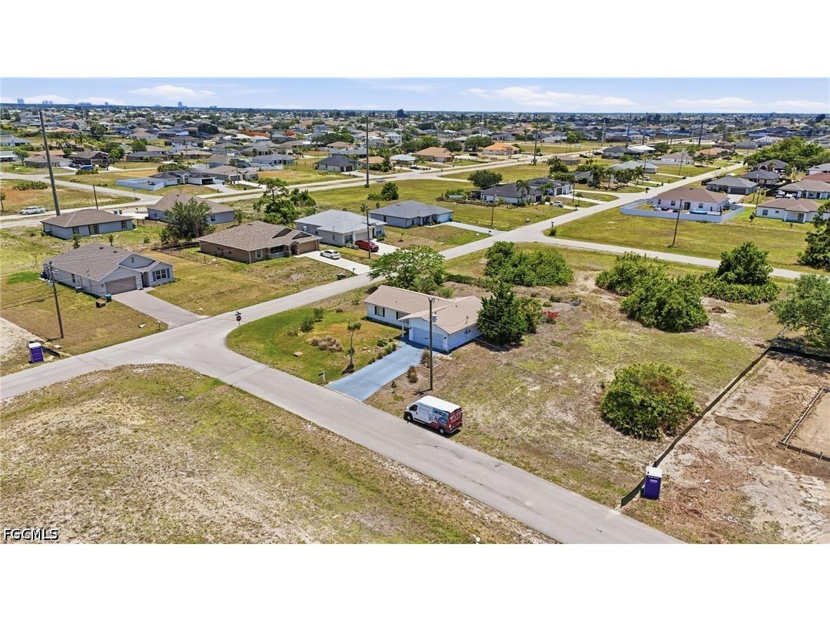18 NW 26th Terrace Cape Coral FL 33993 2026022312 image3