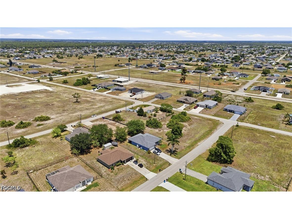 18 NW 26th Terrace Cape Coral FL 33993 2026022312 image30